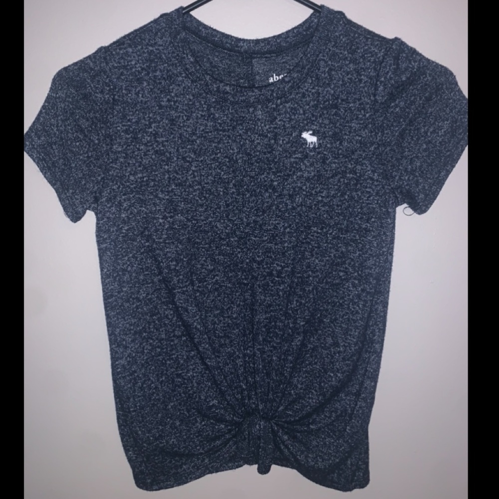 Abercrombie kids t shirt